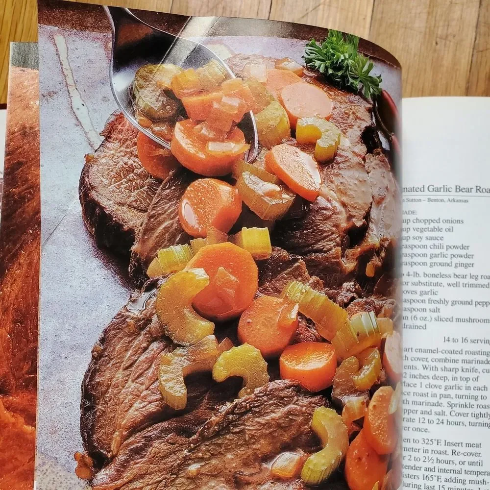 North American Hunting Club Wild Game Cookbook Hardcover vintage‎ NAHC